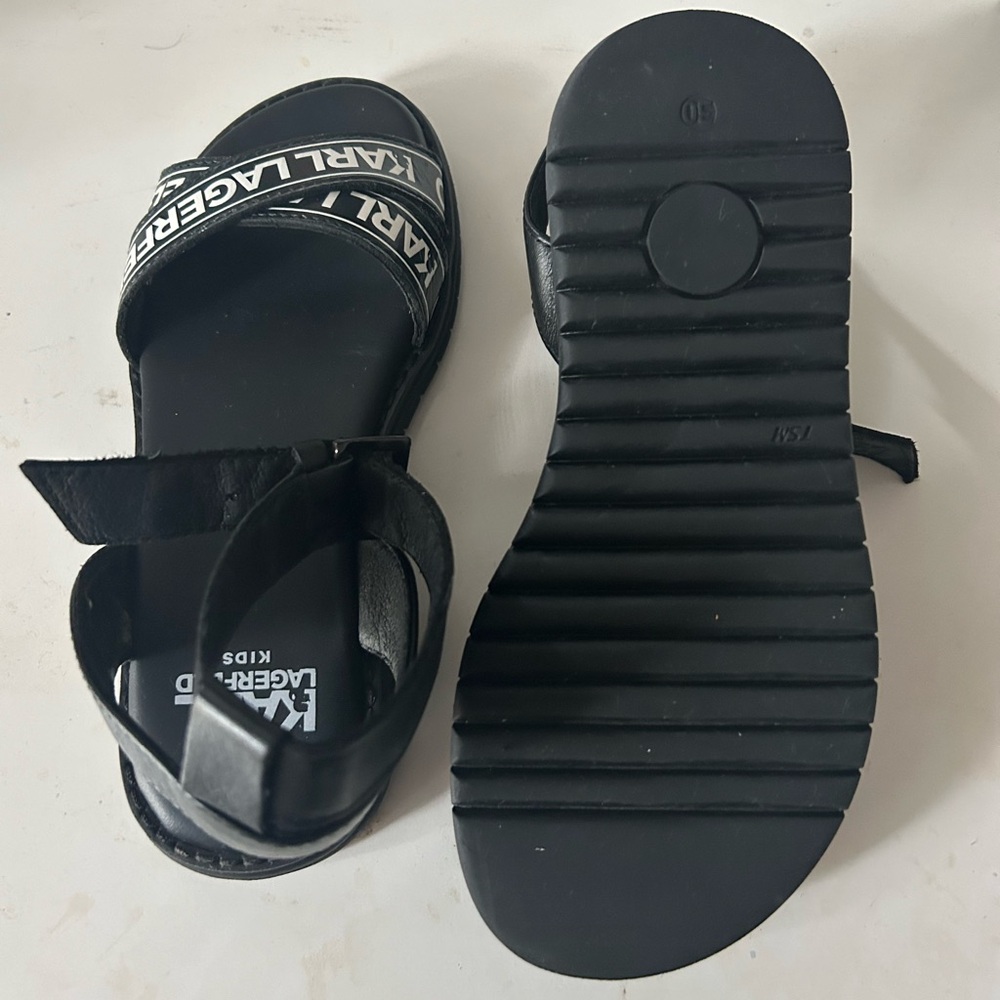 Karl Lagerfeld Kids Girls Teens Logo Sandals for Girls Kids.